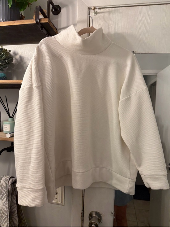 Banana Republic Sweaters - Banana Republic Women’s Mockneck Sweater